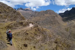 lares trek in june