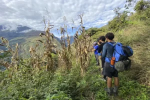 inca jungle trek in october