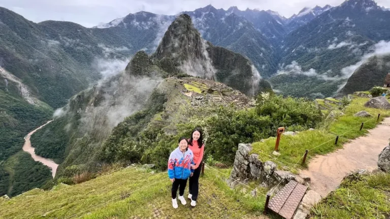 Female travelers in Machu Picchu via the Salkantay Trek (5 days)